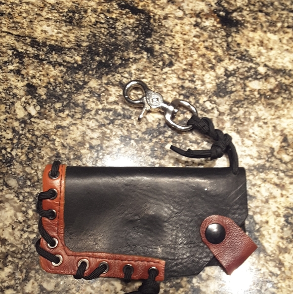 Pouch - Picture 2 of 4